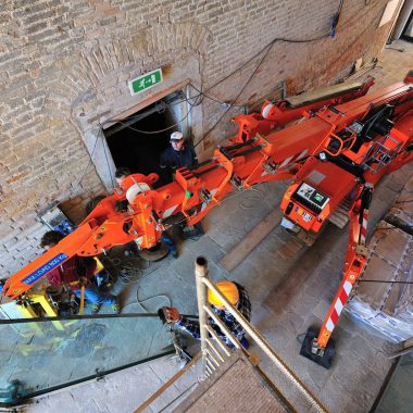 
												Settore:Glas Manupilatie												