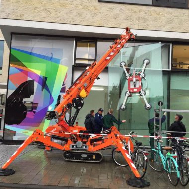 
												Settore:Glas Manupilatie												