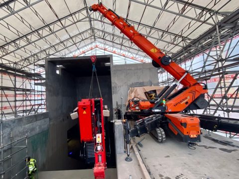 419728531_917604963698763_7324540340943722029_n